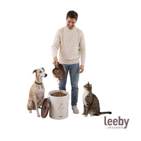 Leeby Cuchara Medidora Plegable Marr&oacute;n para perros y gatos