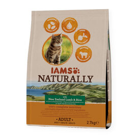 IAMS Adult Naturally Cordero pienso para gatos