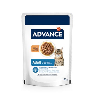 Advance Adult Bocaditos con Pollo en salsa sobre para gatos