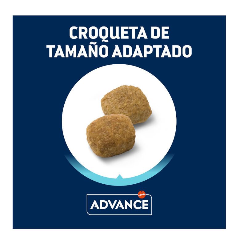 Advance Active Defense Medium Light Pollo y Arroz pienso para perros thumbnail