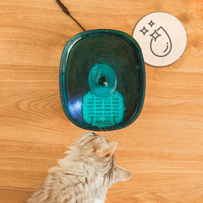 Cecotec Pumba 2200 Refresh Bebedero Automático para perros y gatos thumbnail