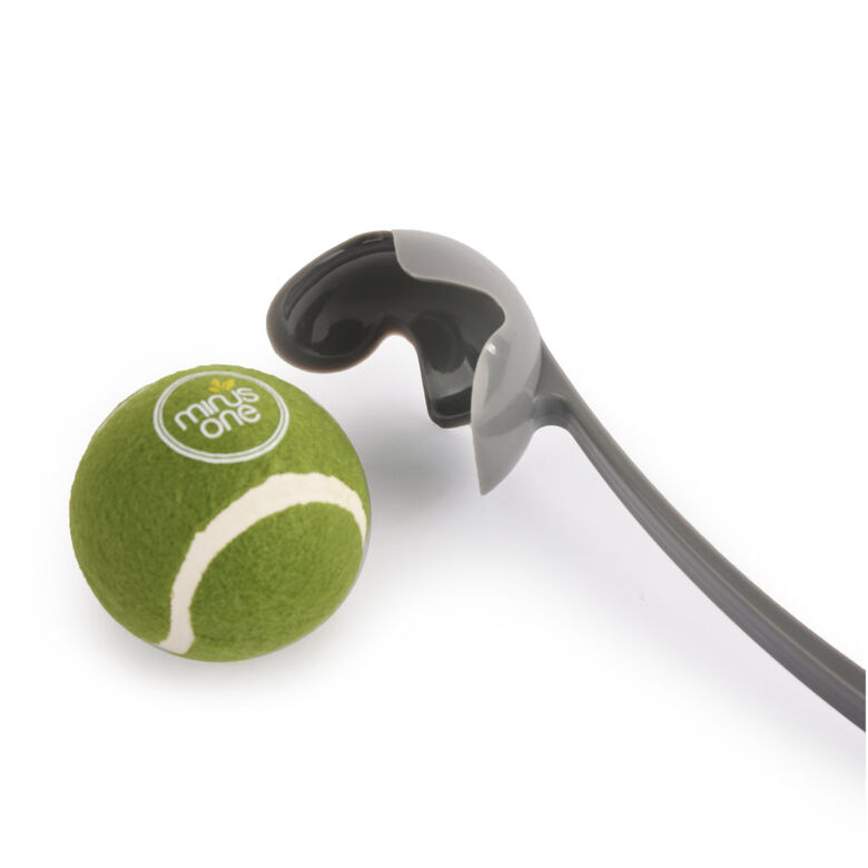 Minus One Tennis Ball Launcher lanza pelotas para perros thumbnail