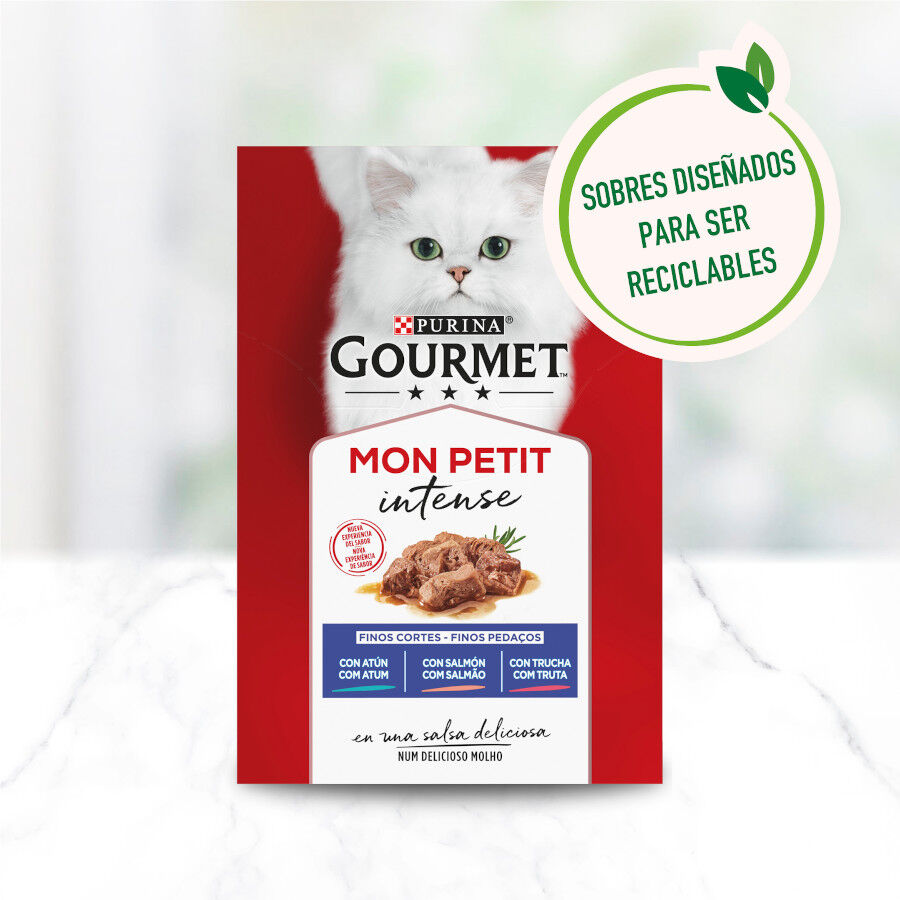 Gourmet Mon Petit Selección Carnes en salsa sobre para gatos thumbnail
