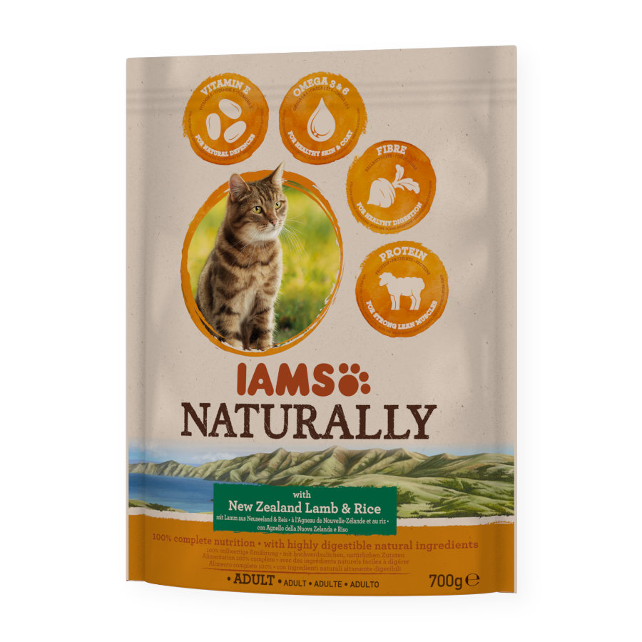 Imagen de IAMS Adult Naturally Cordero pienso para gatos